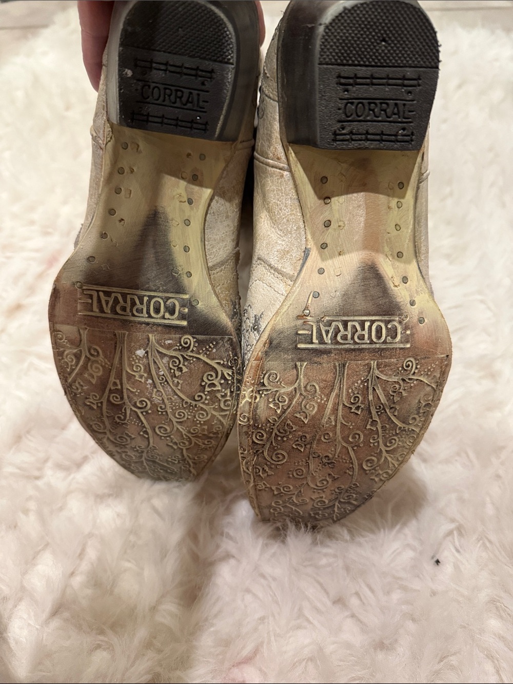 Corral Ivory Western Cowboy Boots with Embellished Upper - Picture 11 of 16